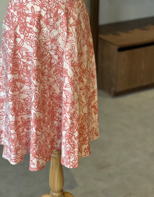 Ayu Set 12 Ayu Set (Minah Top + Ayu Lady Batik Midi Wavy Skirt)