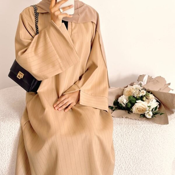 Modern Stripes Closed Dubai Abaya Women Muslim Dress Fashion Daily Wear Ramadan Eid Abaya