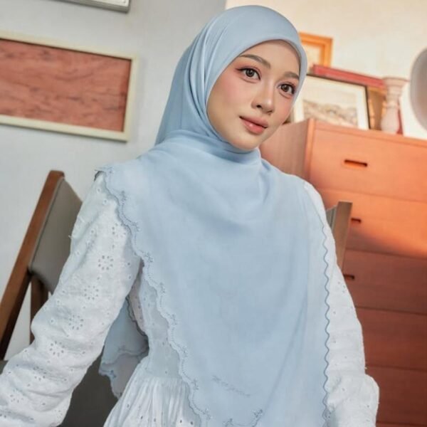 H0cf27bc71fa24ab6b72bbfd5be88909bj Plaid Dot Square Hijab Scarf Breathable Eco-Friendly Muslim Women Spring Summer Shawl