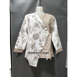 Ayesha Batik Blouse with Front Buttons – Latest Model Kebaya