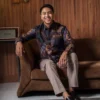 sg-11134201-7reni-m25k7fd4ojmeb9.webp Premium Kemeja Mandalas Khandra – Men’s Long Sleeve Batik Shirt