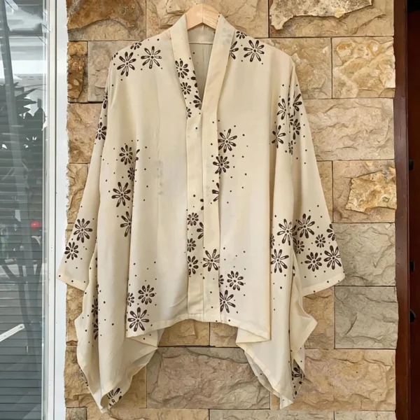 sg-11134201-820ny-mngk5zduwv7oaa.webp PARIS KARTINI OCTOPUS BATIK BLOUSE TOP – Original Solo Batik Modern Kebaya Blouse