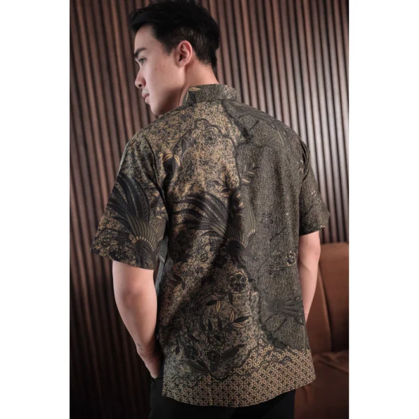 KEMEJA Hardi Batik – SHORT MALIK | Men’s Short-Sleeved Batik Shirt